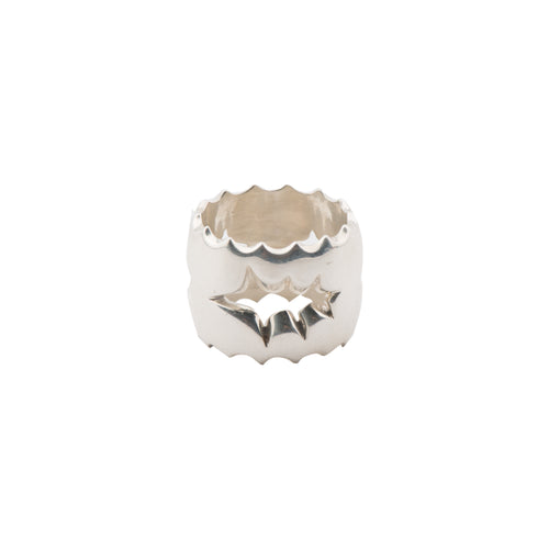 Bark-Shaped Cutout Ring