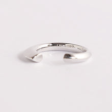 C-Shaped Ring