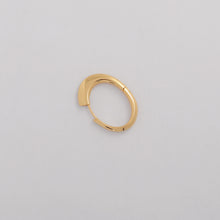 L-Earrings (Medium)