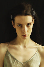 Pine Needles Black Spinel Barrette